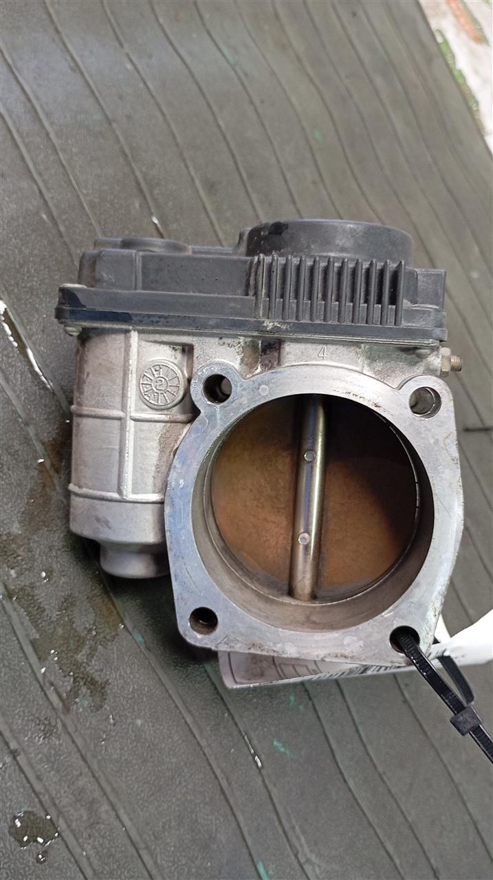 Used 2003 Nissan 350Z Throttle Body Assy - Stock #A10740