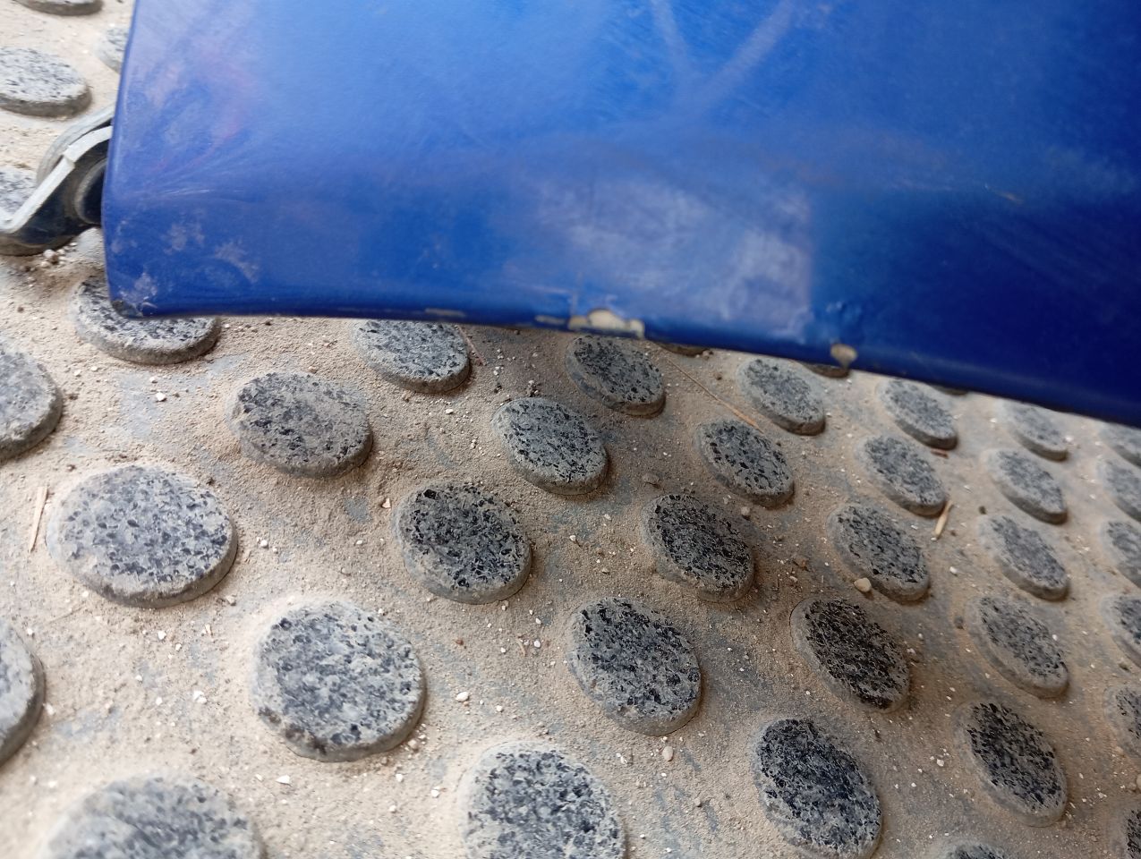 Part image 12