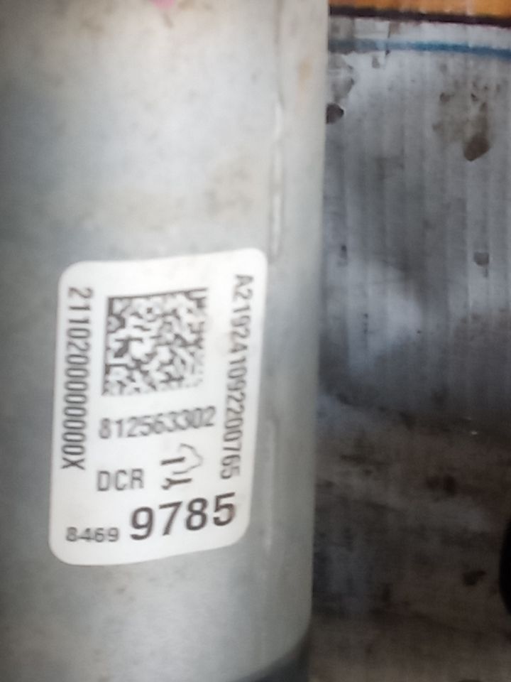 Part image 5