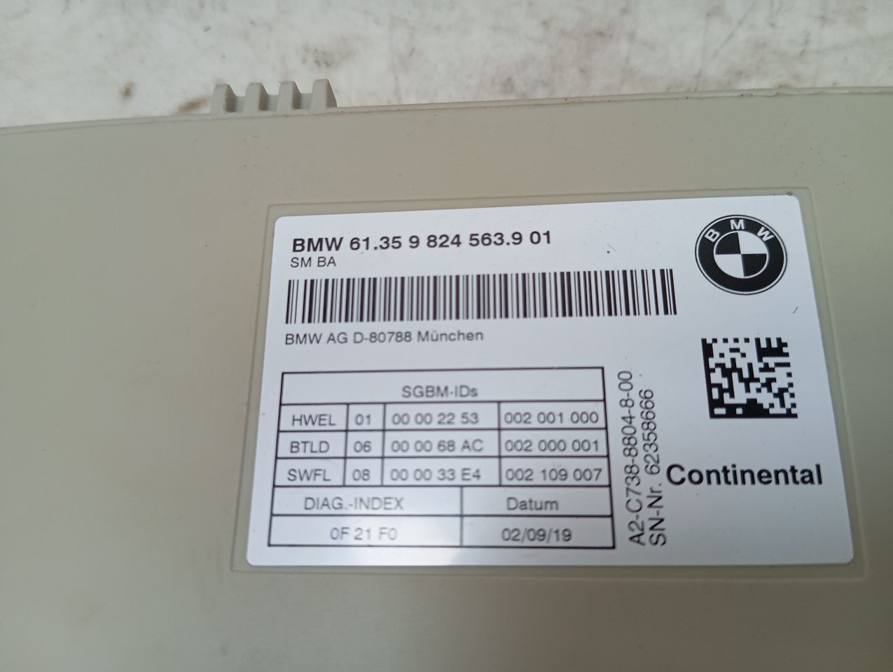 Part image 3