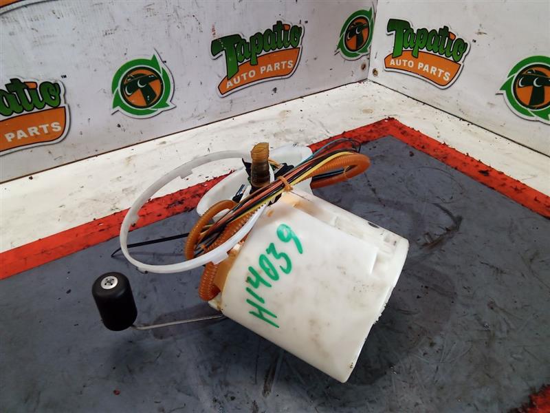 2018 BMW BMW 330e Fuel Pump