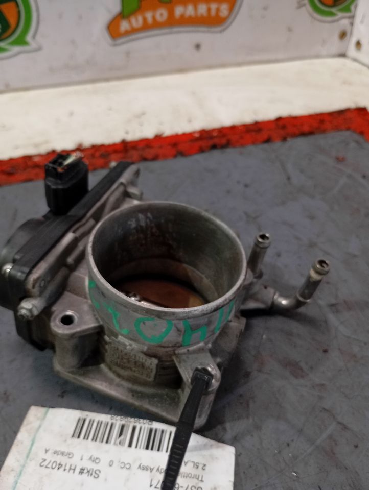 Used 2014 Nissan ROGUE Throttle Body Assy - Stock #H14072