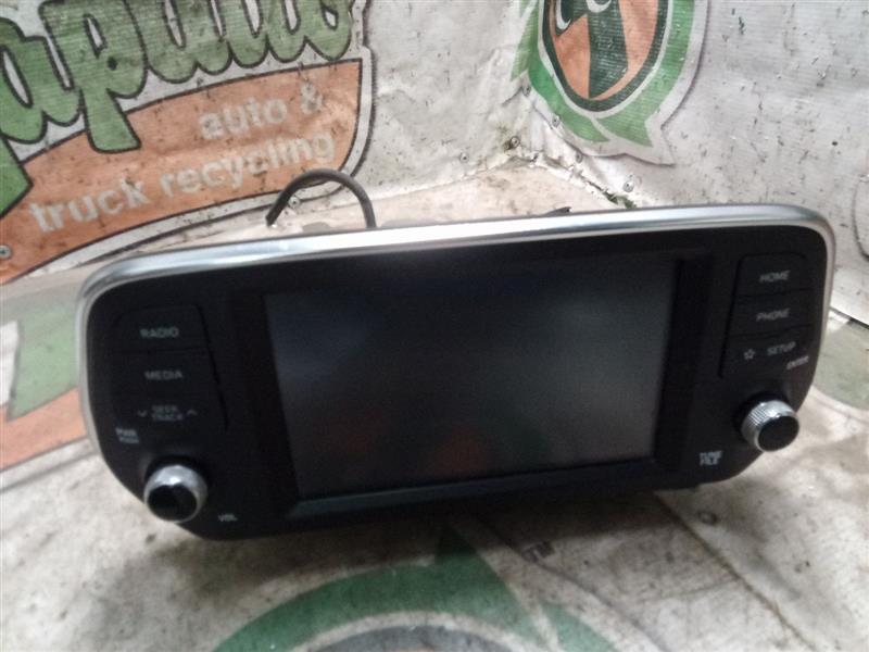 Used 2020 Hyundai SANTA FE Radio Audio - Stock #H13733