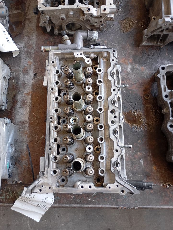 2011 Hyundai ELANTRA Cylinder Head