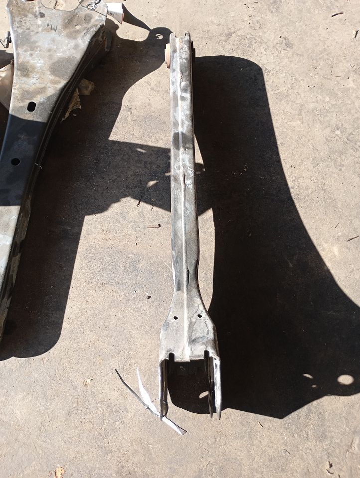 2020 Ford FORD F250SD PICKUP Fr Axle Beam   2WD