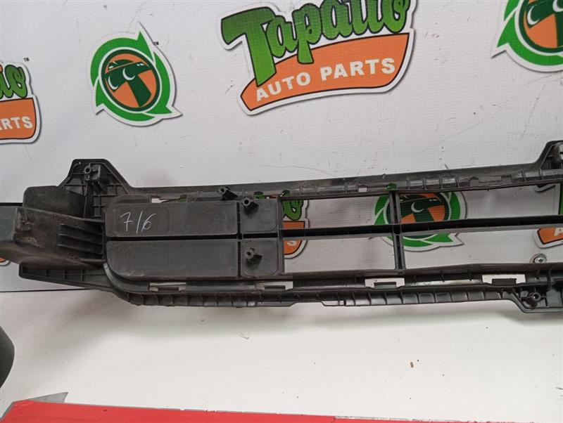 Part image 8