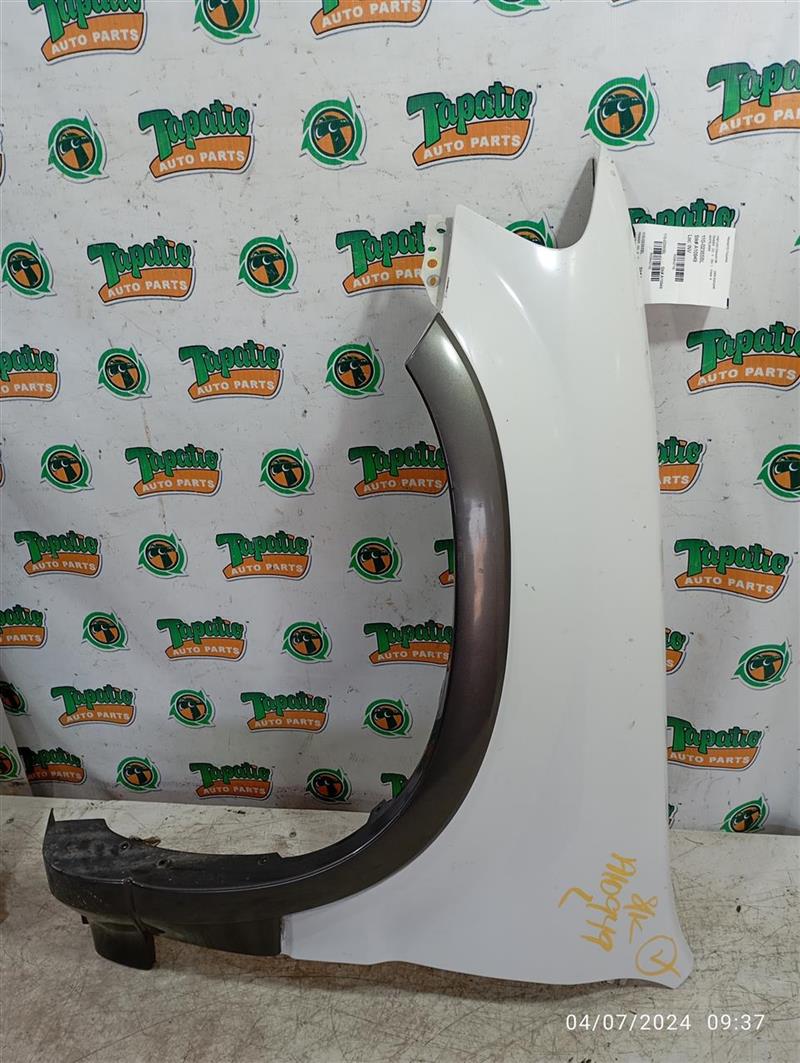 2005 ESCAPE Ford Fender