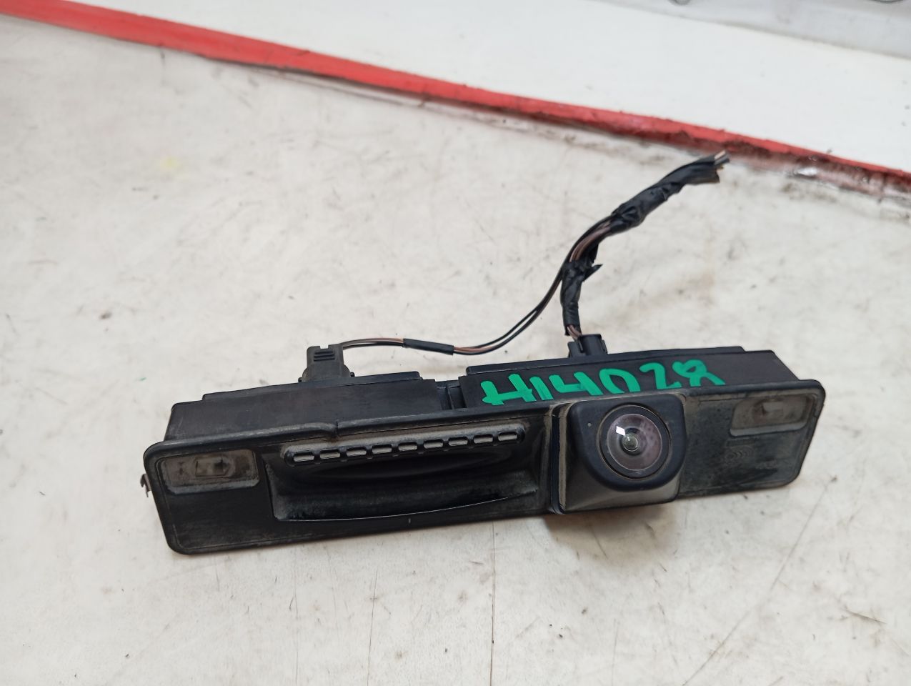 Part image 1
