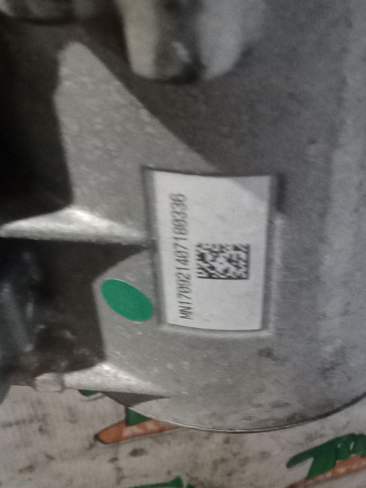 Part image 5