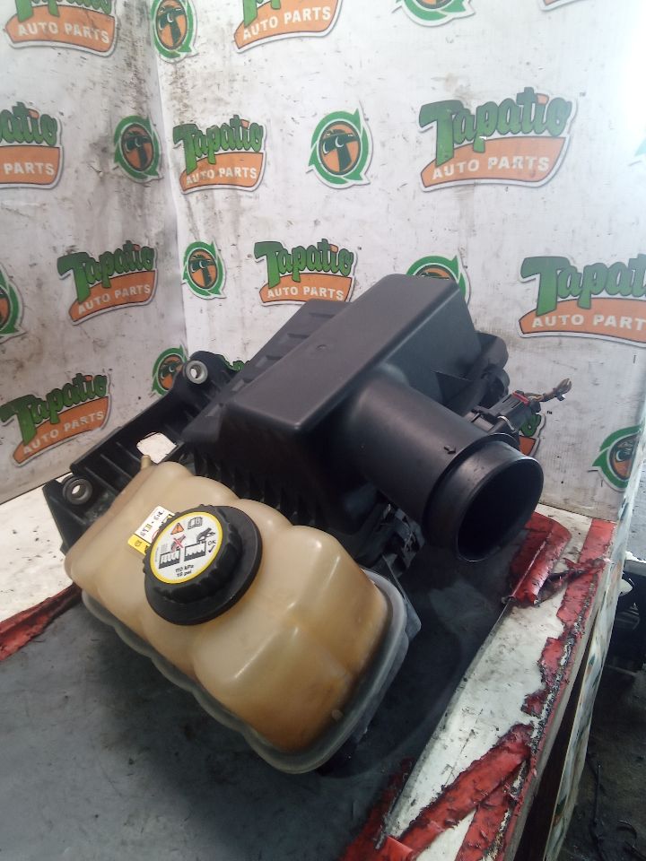 2007 Ford EXPEDITION Air Cleaner