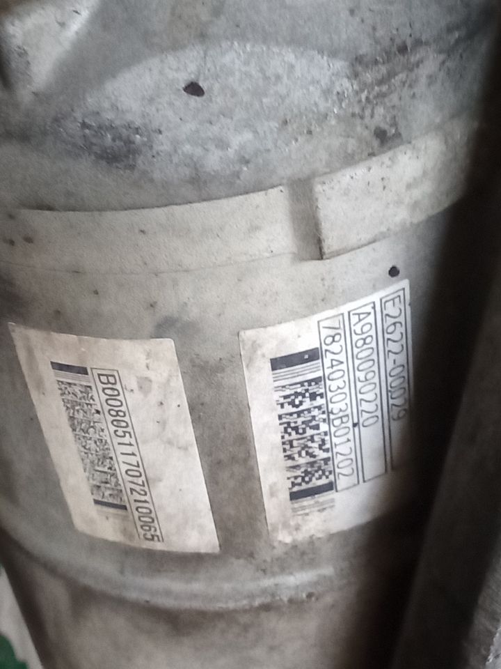 Part image 7
