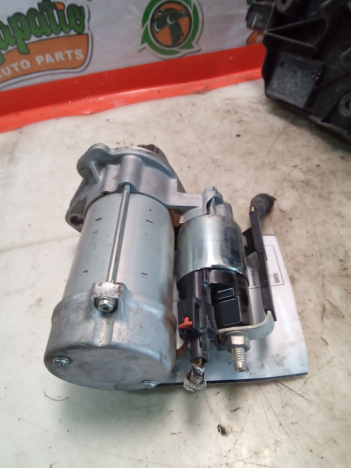 Part image 4