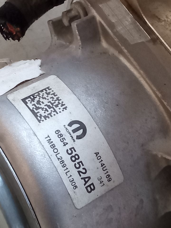 Part image 4
