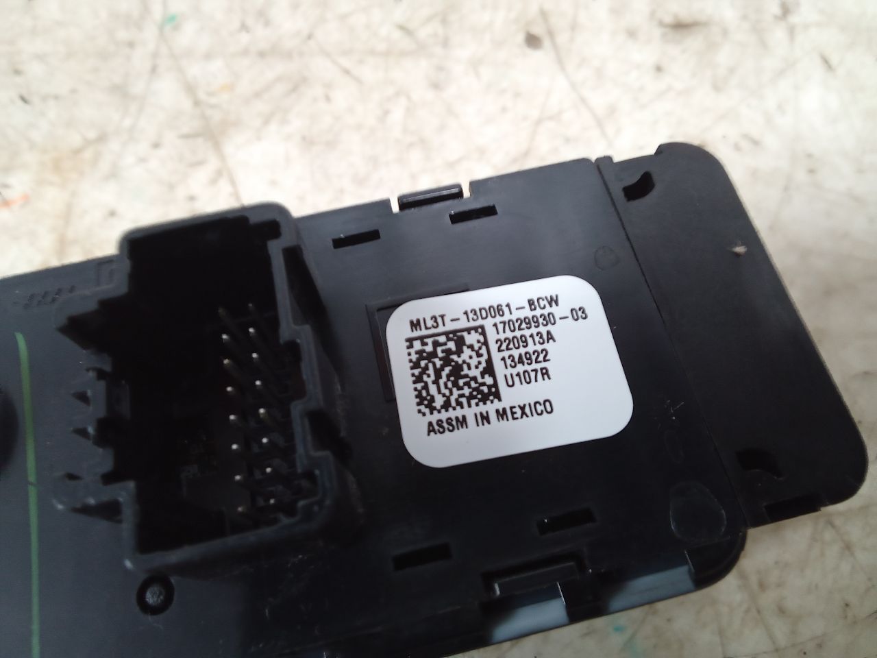 Part image 3