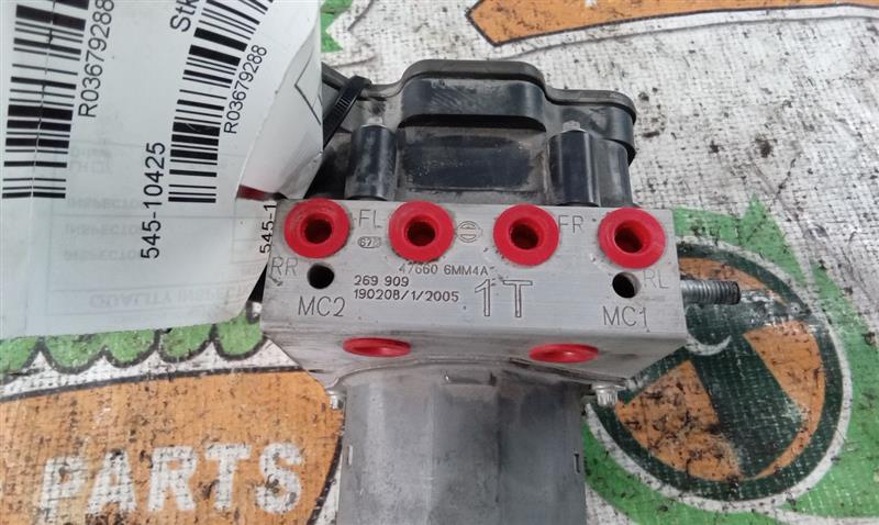 Used 2019 Nissan ROGUE SPORT electric parking brake - Stock #J01022