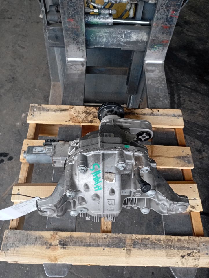 Part image 4