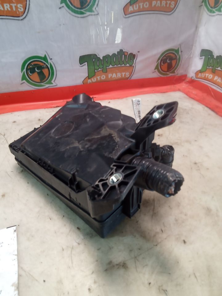 2022 Toyota COROLLA Fuse Box, Engine