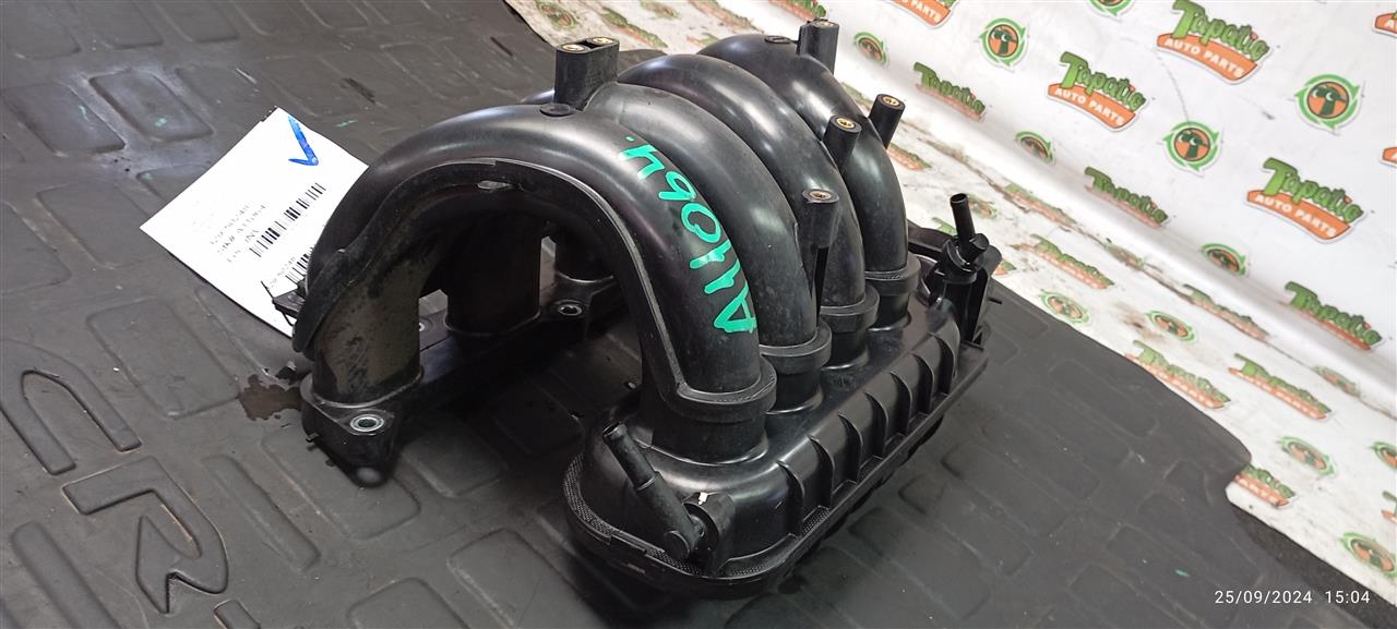 2009 Nissan ALTIMA Intake Manifold