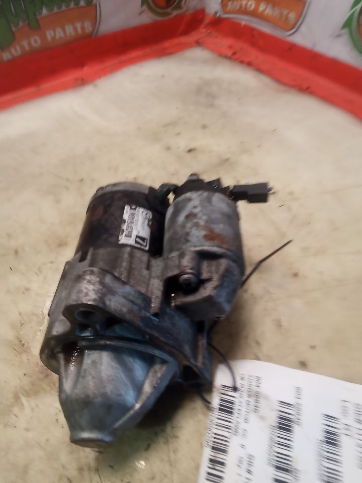 Part image 4