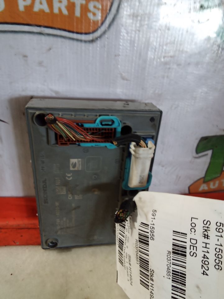 Part image 3