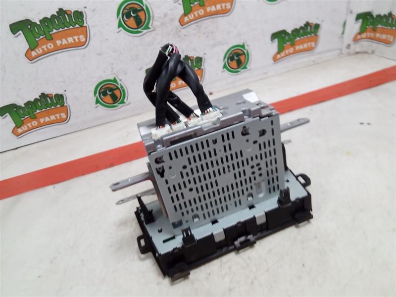 Used 2010 Toyota PRIUS ID 51883 on radio face - Stock #H14941