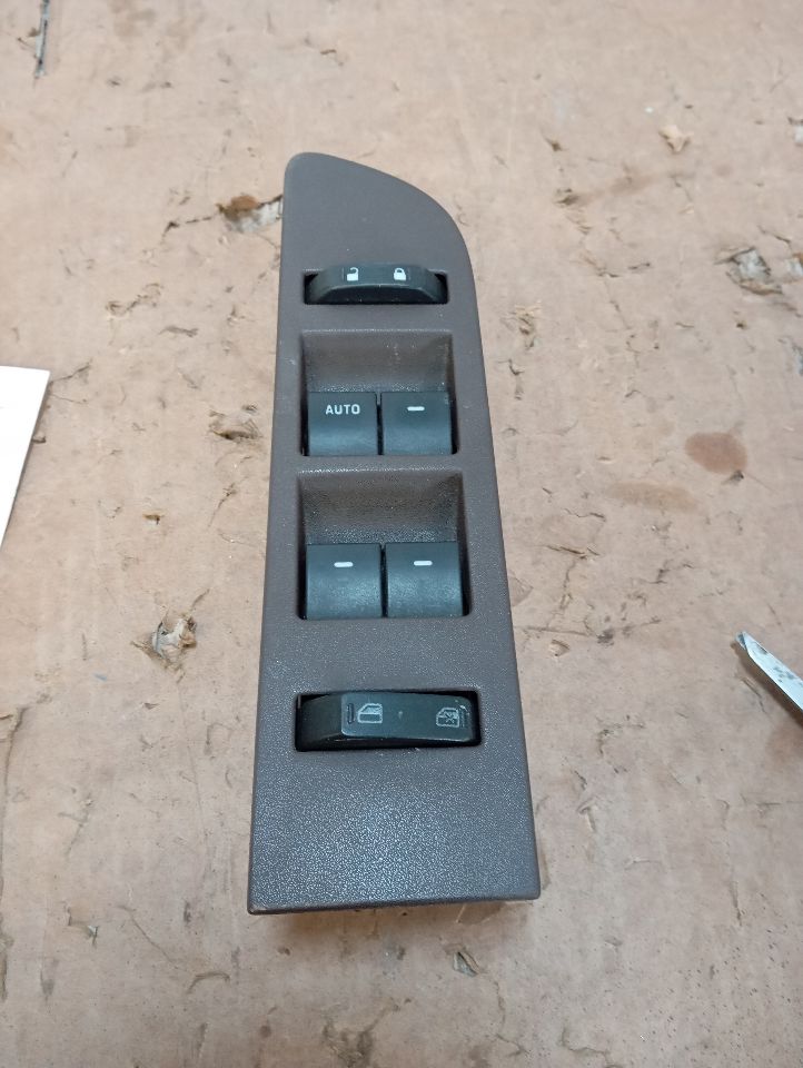 Used 2010 Ford FORD F150 PICKUP Front Door Switch - Stock #H14801