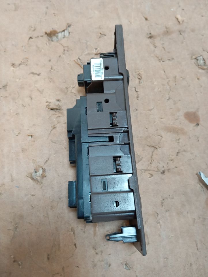 Used 2010 Ford FORD F150 PICKUP Front Door Switch - Stock #H14801