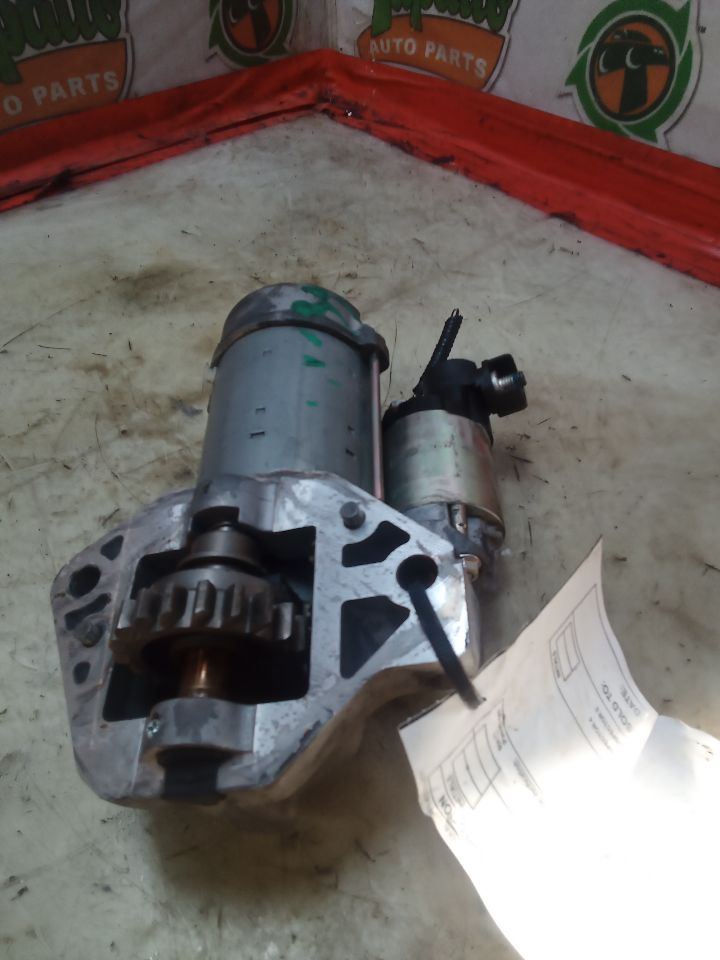 Part image 4