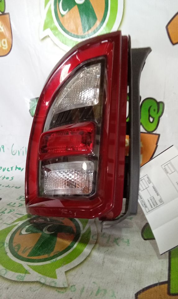 Part image 3