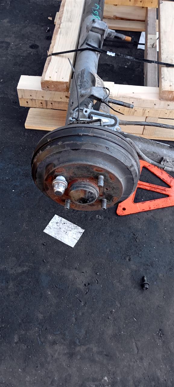 Part image 3