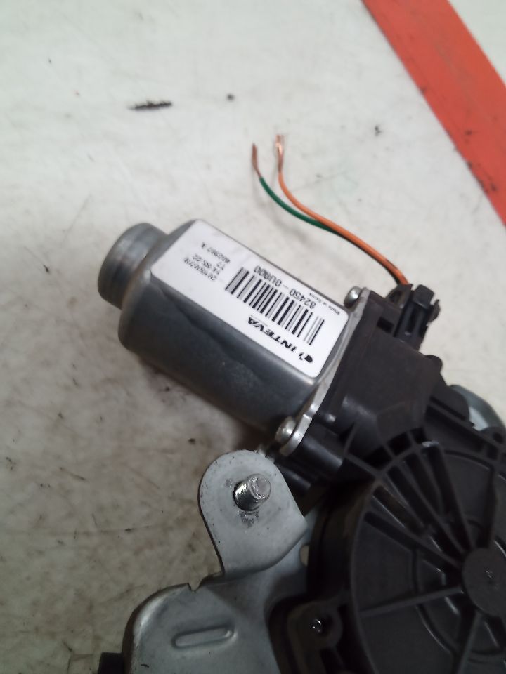 Part image 3