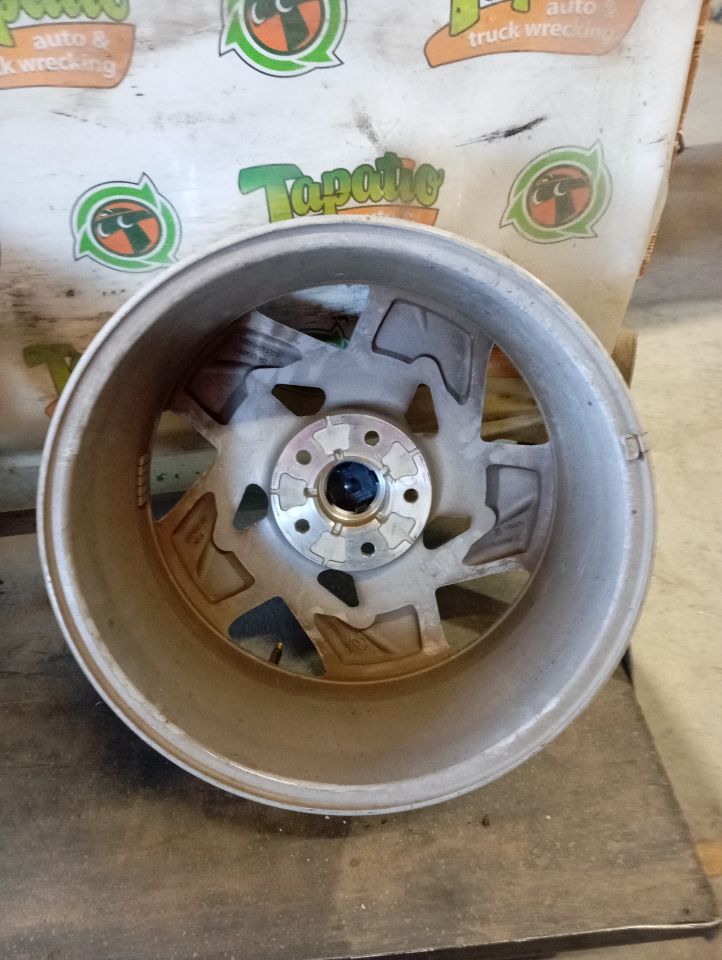 Part image 2