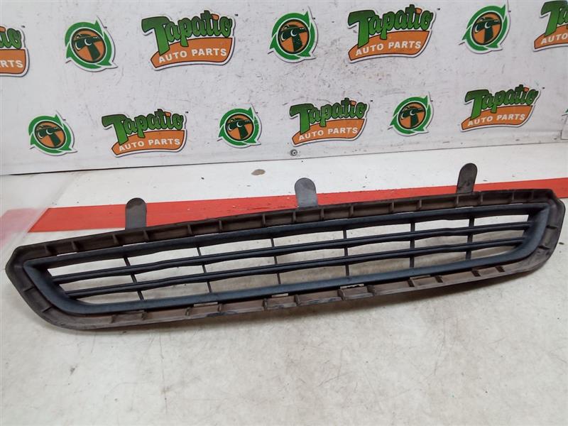 2014 Ford FIESTA Grille
