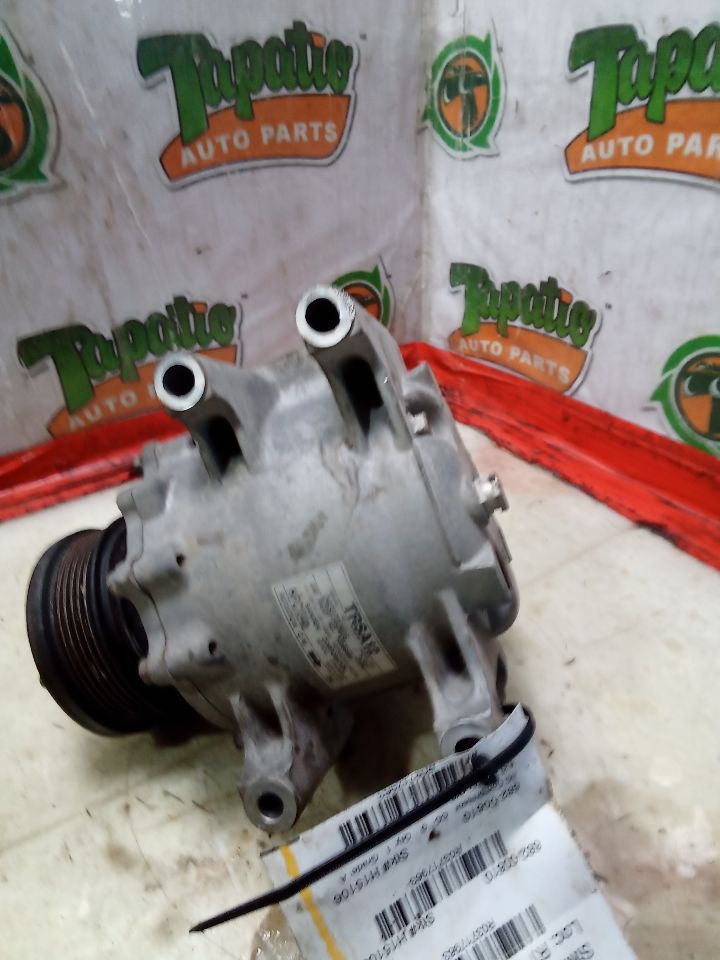 2004 General Motors RAINIER AC Compressor