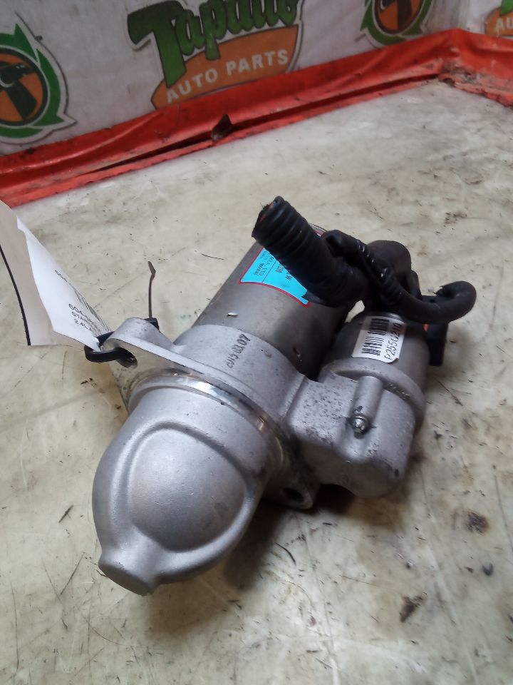 Part image 4