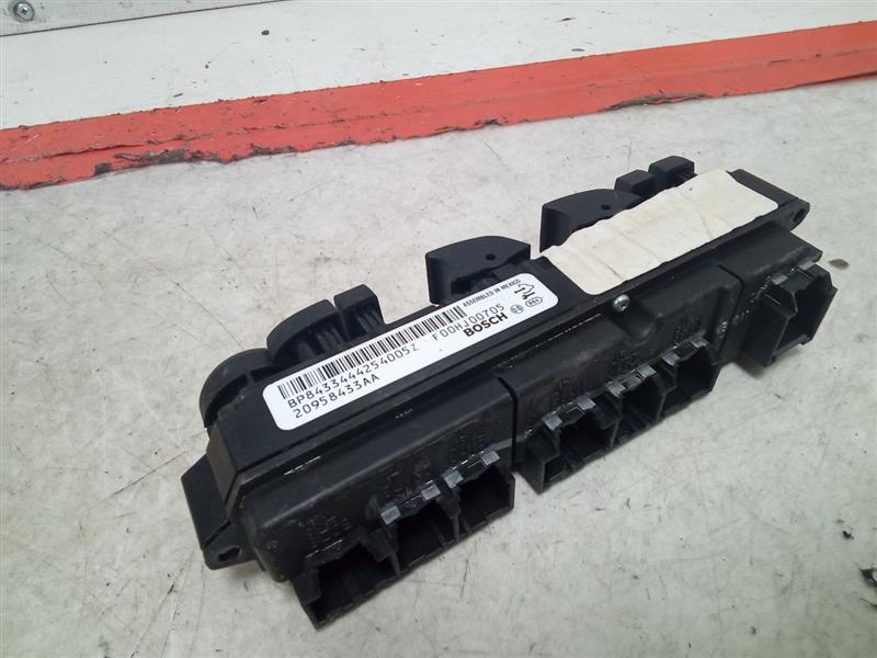 Used 2015 General Motors ACADIA lock with mirror and window - Stock #H15131