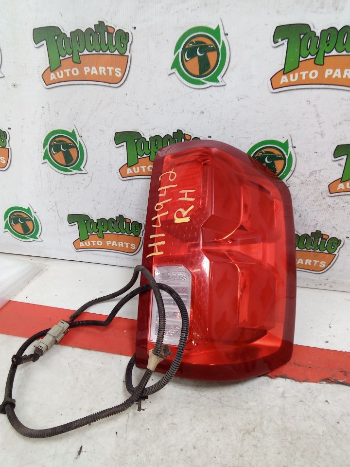 2018 General Motors SILVERADO 1500 PICKUP Tail Lamp