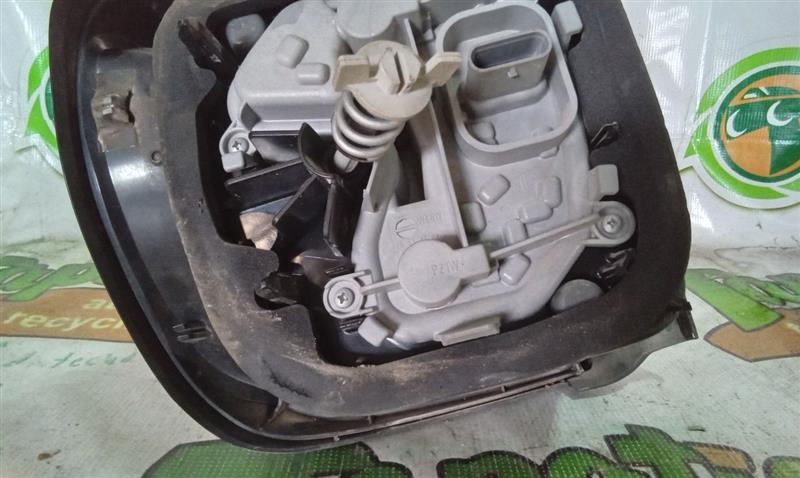 Part image 9