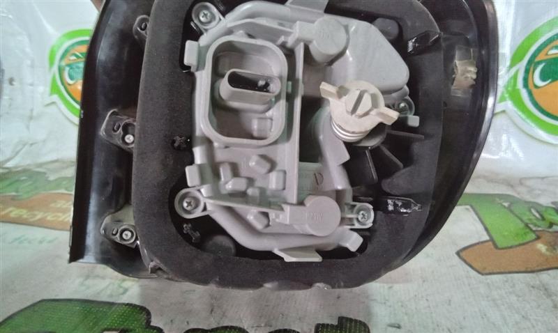 Part image 8
