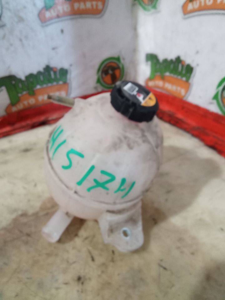 2021 Kia SPORTAGE Coolant Reservoir