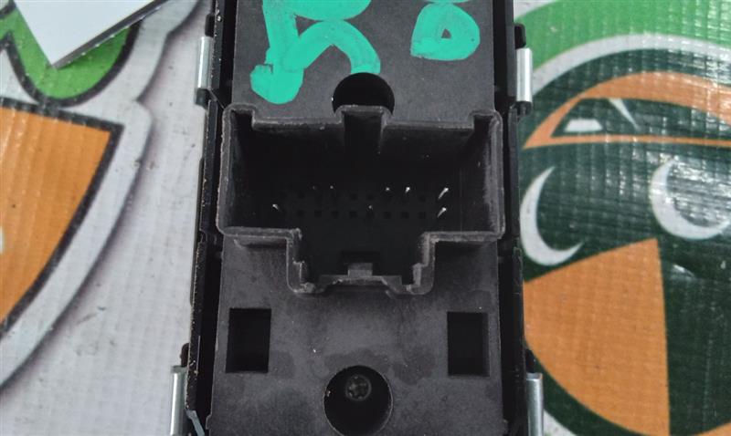 Part image 7