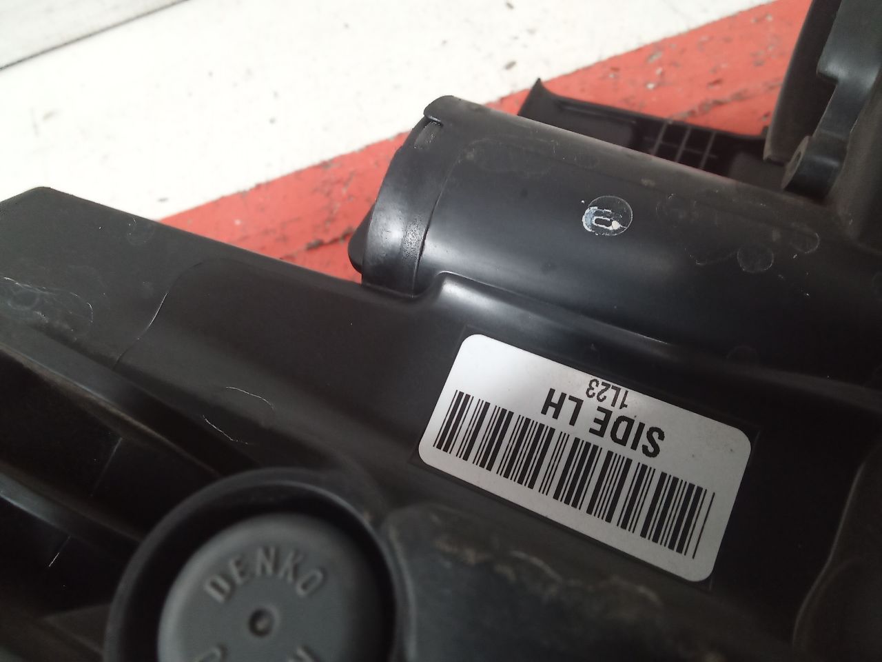 Part image 4