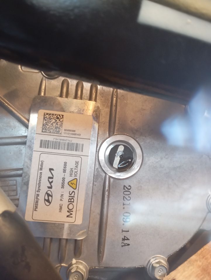 Part image 11