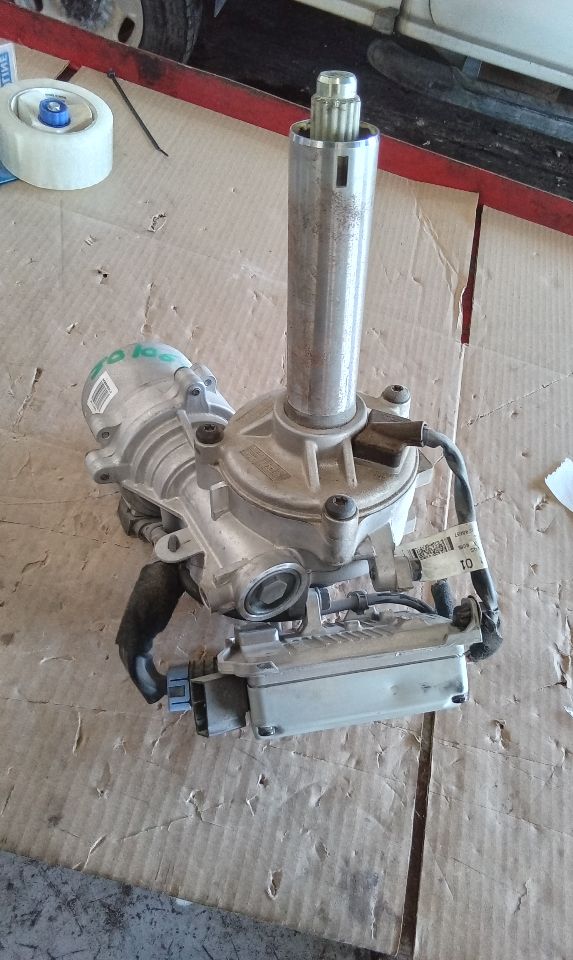 Part image 15