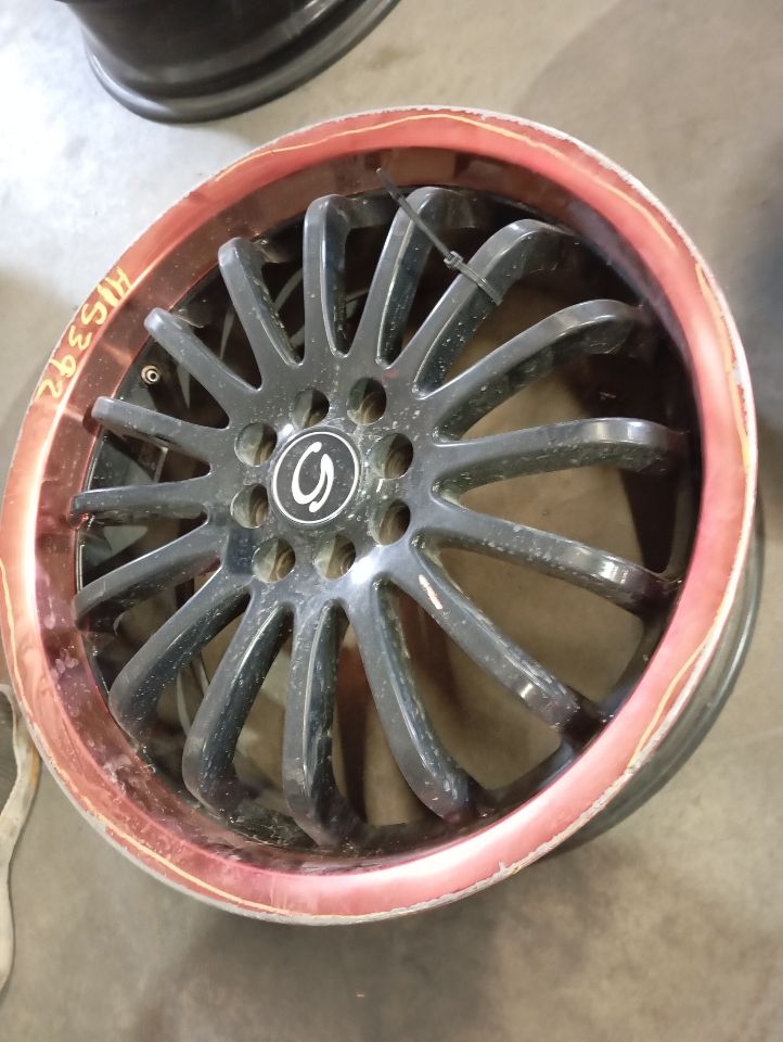 Part image 3