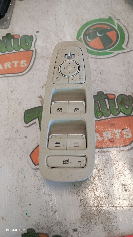2021 Hyundai SONATA Front Door Switch