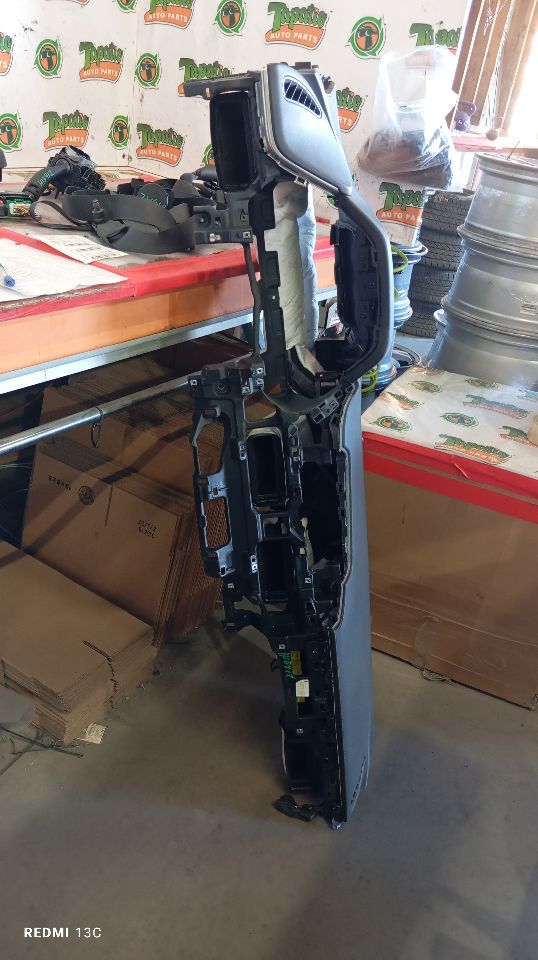Part image 13