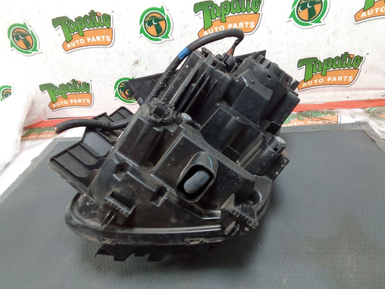 Part image 5