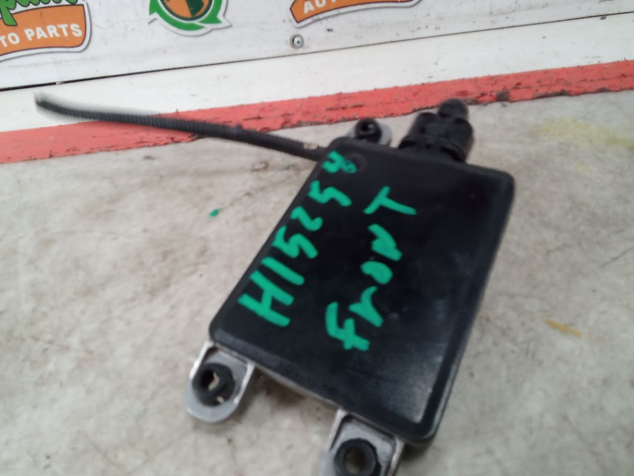 Part image 3