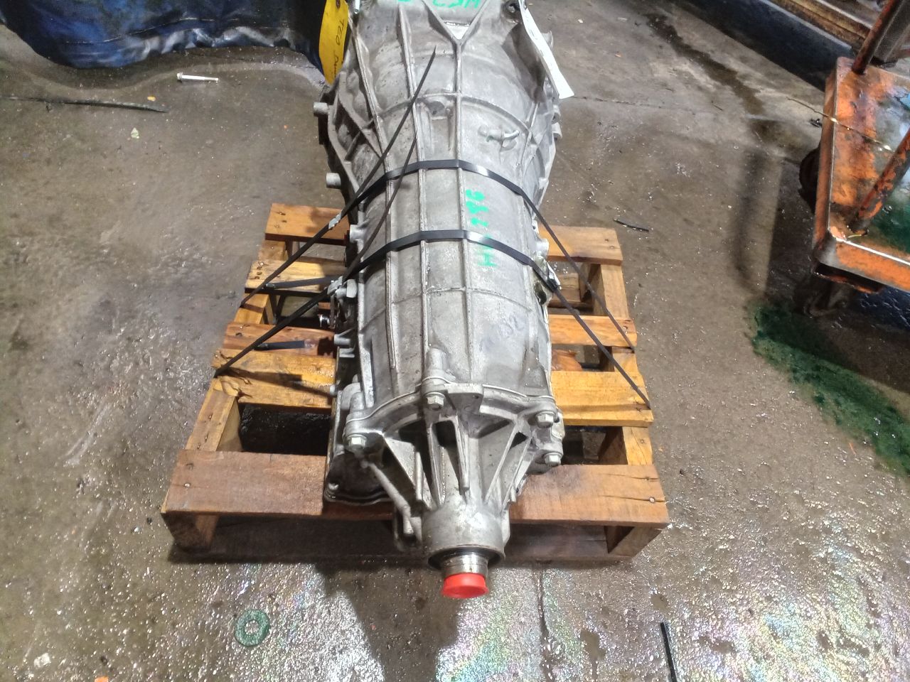 Part image 3